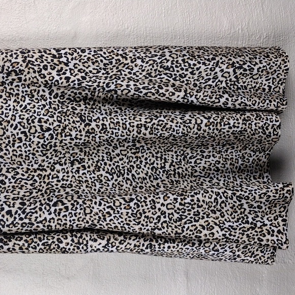 Chico's Tan Multicolored Leopard Print Asymmetrical Waist Pleated Midi Skirt - Picture 10 of 12